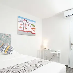 https://jm-guesthouse.greaterantilleshotels.net