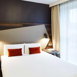 Adagio Royal Mile Апарт-отель Эдинбург